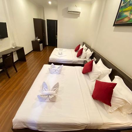 Apple Hotel Two - Near Phnom Penh Airport Exterior photo