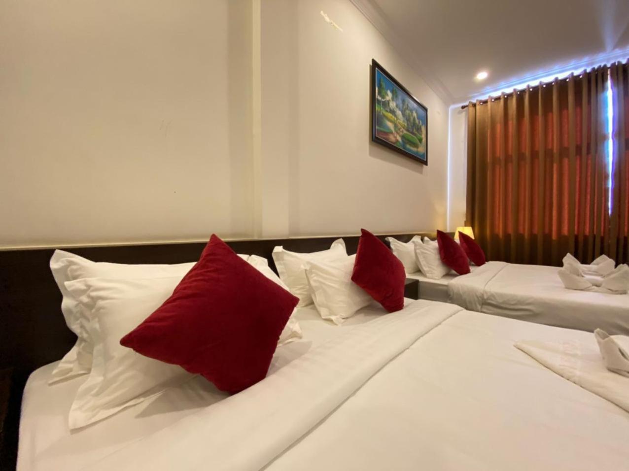 Apple Hotel Two - Near Phnom Penh Airport Exterior photo