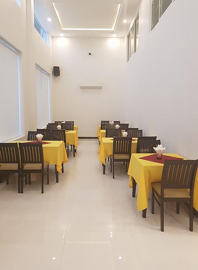 Apple Hotel Two - Near Phnom Penh Airport Exterior photo