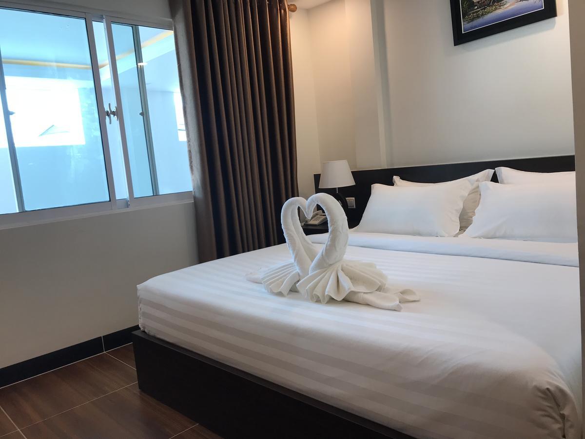 Apple Hotel Two - Near Phnom Penh Airport Exterior photo