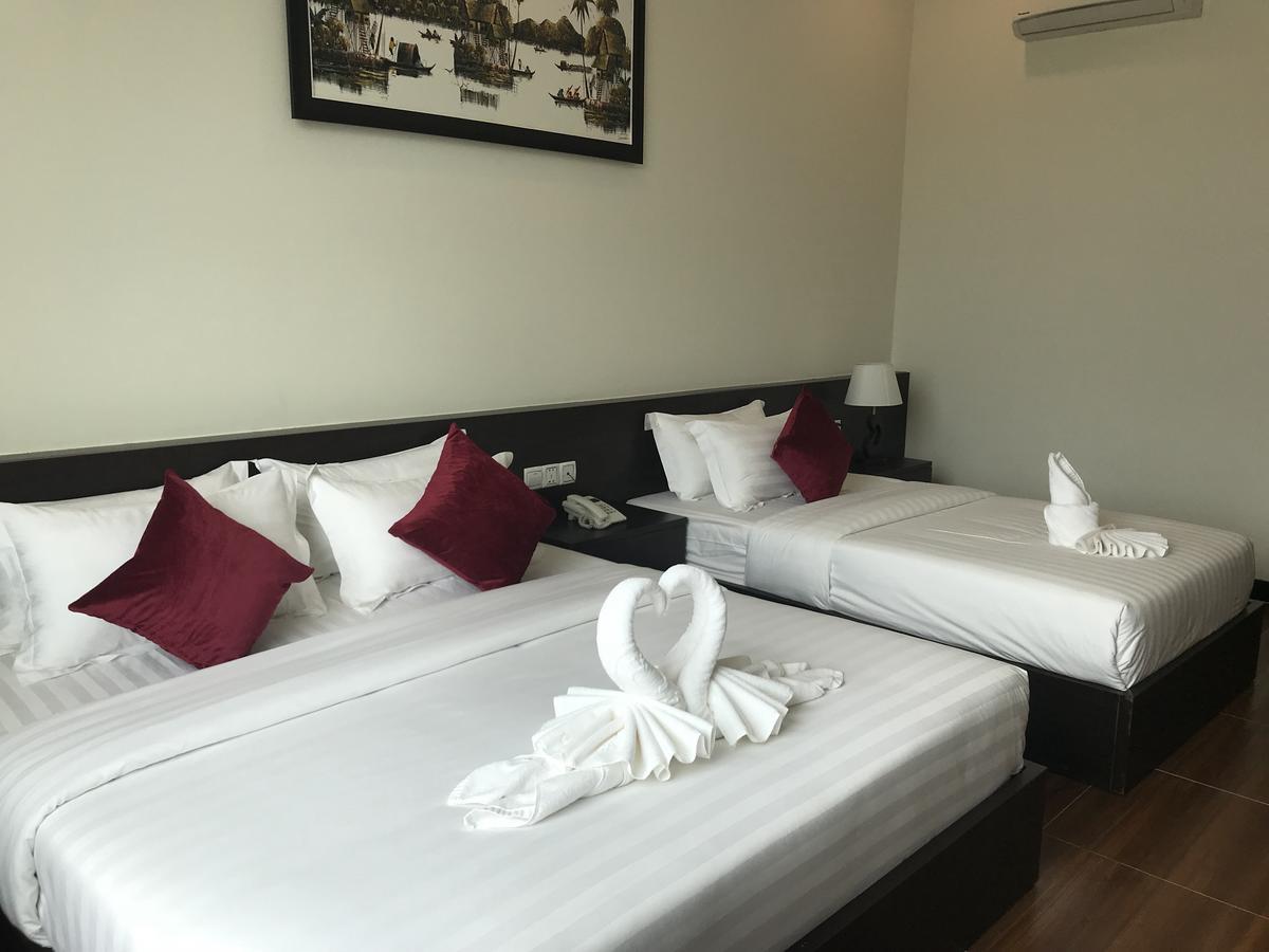 Apple Hotel Two - Near Phnom Penh Airport Exterior photo